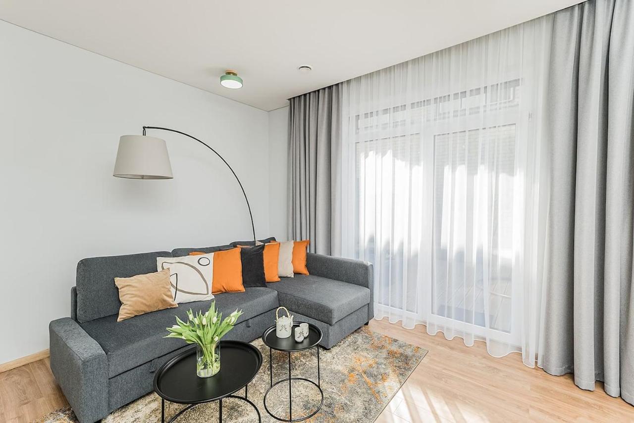 Lovely Apartment With Private Terrace By Urban Rent 카우나스 외부 사진